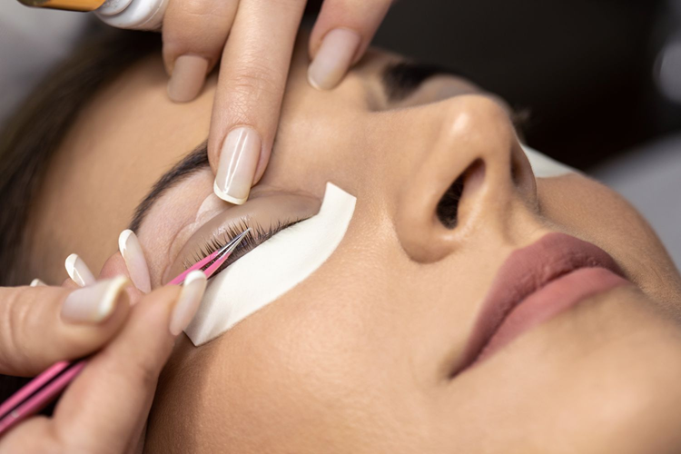 Beauty Salon Ringwood- Is a Lash Lift & Tint Right for You